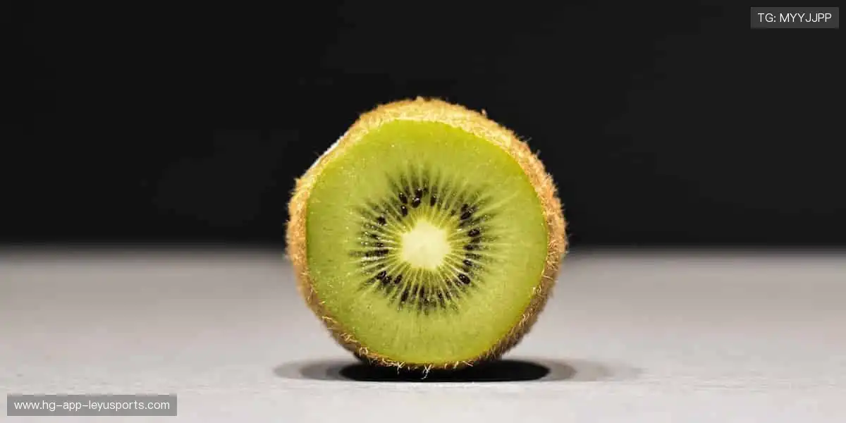 📺 弹幕互动，燃爆全场！看直播，就要和千万球迷一起嗨！