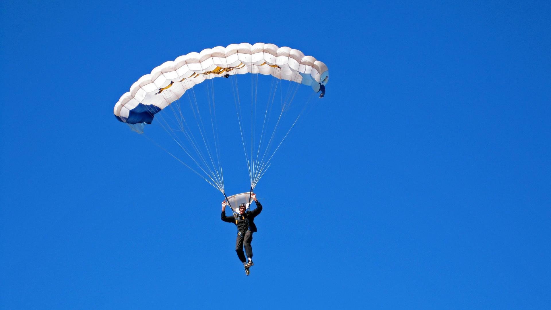 柯洁成功卫冕冠军围棋世界赛,围棋高手柯洁最近获得了一个什么冠军